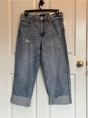 Women's Light Blue Cropped Distressed Jeans - Cuffed Casual Ankle Denim